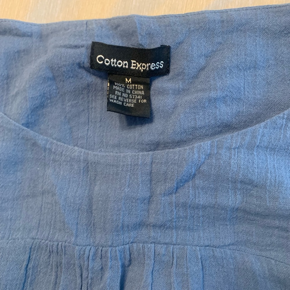 Cotton express M 100% cotton peasant top. NWOT- bundle for discounts! - Picture 3 of 4